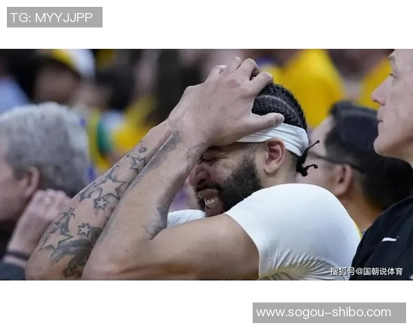 卡斯尔全场表现惊艳9中6砍下19分10助攻零失误罚球完美6中6